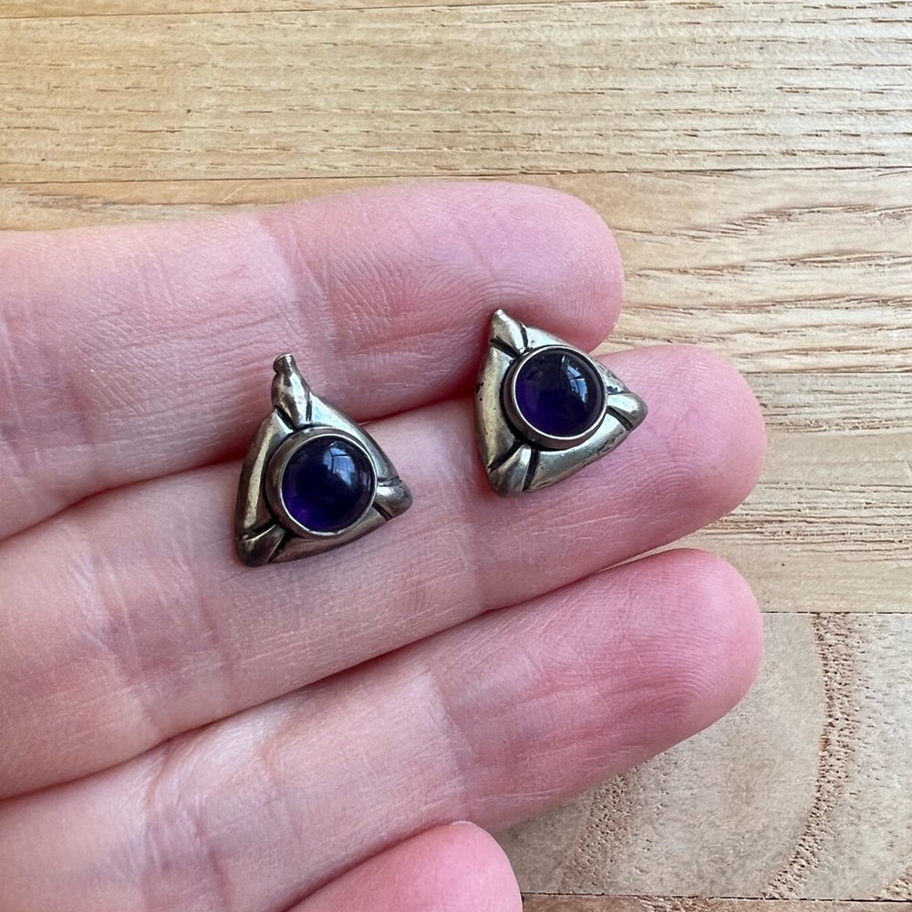 Vintage 925 Sterling silver triangular stud purple stone earrings